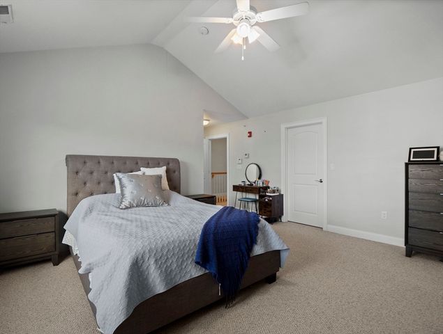 262 Winn Street B, Burlington, MA 01803