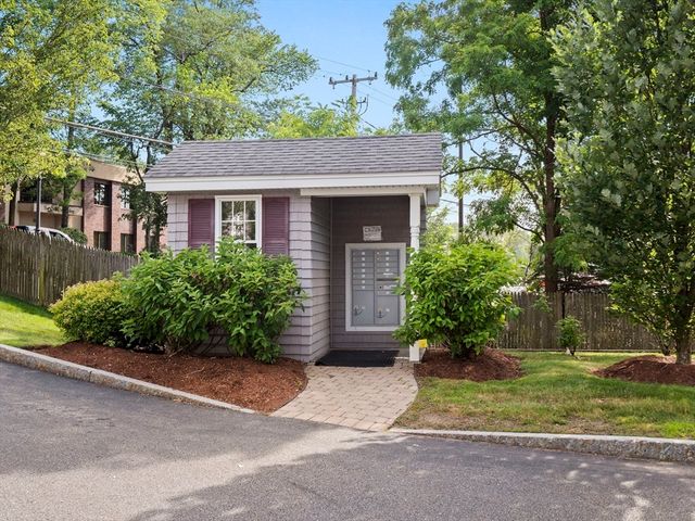 262 Winn Street B, Burlington, MA 01803