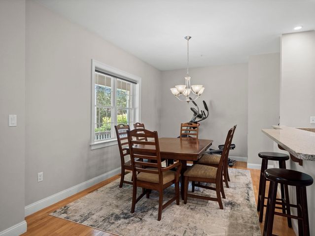 262 Winn Street B, Burlington, MA 01803