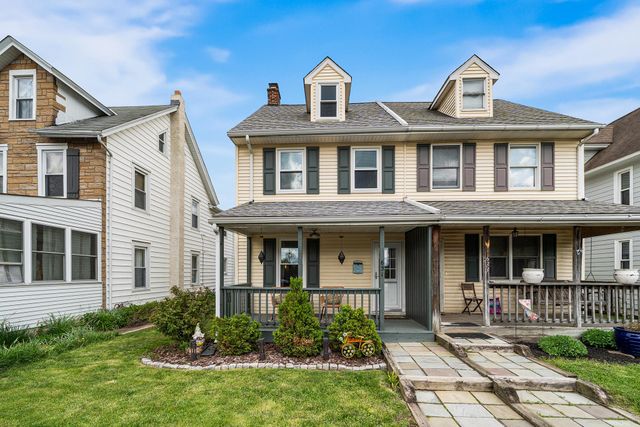 631 S BROAD ST, Kennett Square, PA 19348
