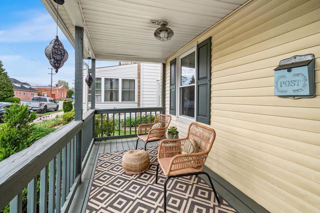 631 S BROAD ST, Kennett Square, PA 19348