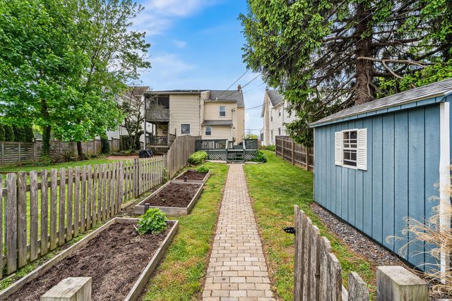 631 S BROAD ST, Kennett Square, PA 19348