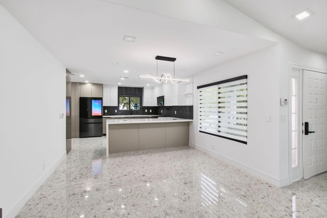 15339 Strathearn Drive 10603, Delray Beach, FL 33446