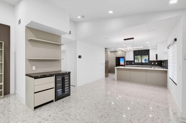 15339 Strathearn Drive 10603, Delray Beach, FL 33446