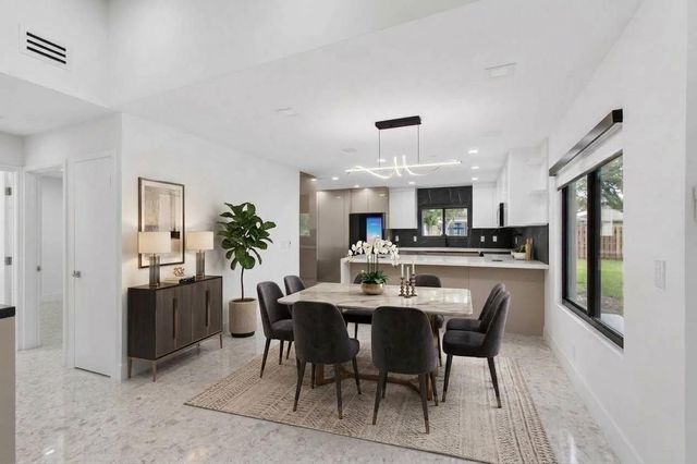 15339 Strathearn Drive 10603, Delray Beach, FL 33446