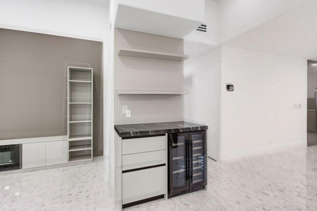 15339 Strathearn Drive 10603, Delray Beach, FL 33446