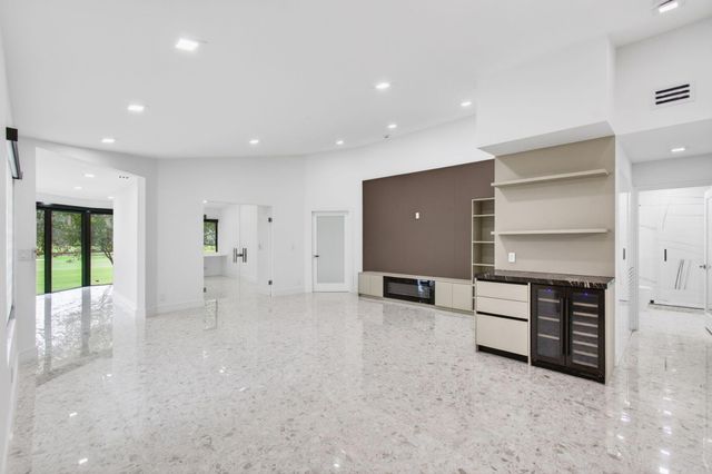 15339 Strathearn Drive 10603, Delray Beach, FL 33446