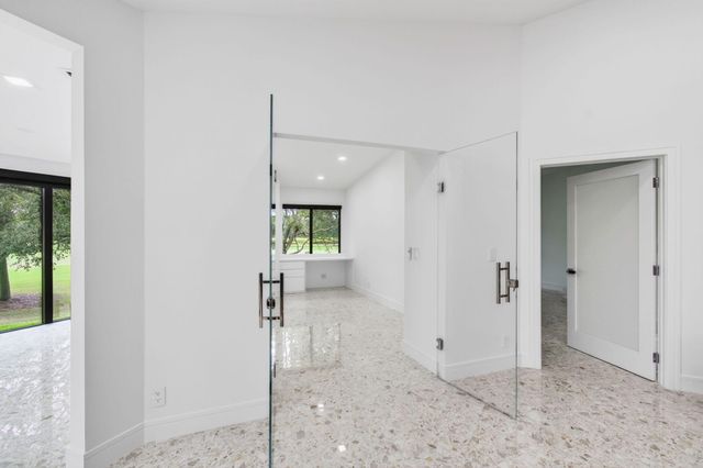 15339 Strathearn Drive 10603, Delray Beach, FL 33446