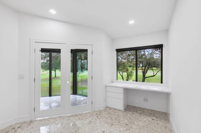 15339 Strathearn Drive 10603, Delray Beach, FL 33446