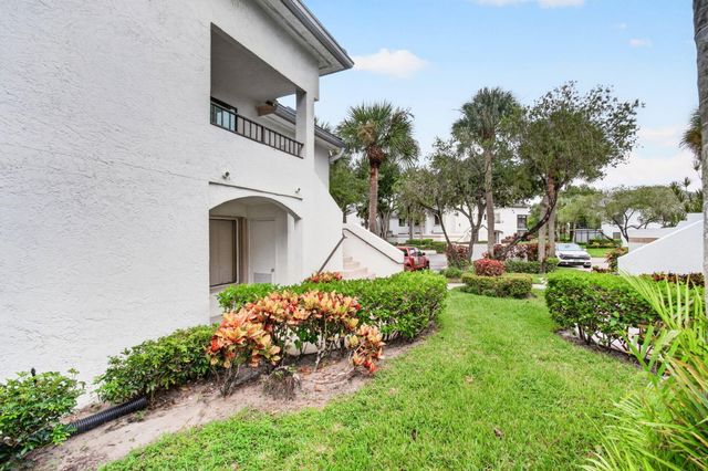 15339 Strathearn Drive 10603, Delray Beach, FL 33446