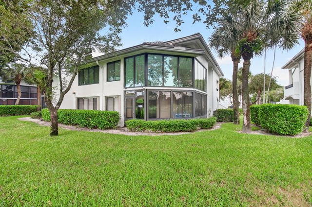 15339 Strathearn Drive 10603, Delray Beach, FL 33446