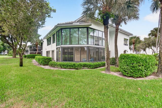 15339 Strathearn Drive 10603, Delray Beach, FL 33446