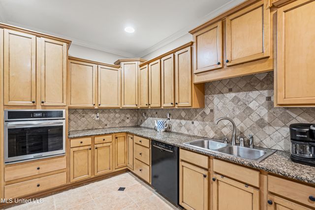 4140 Three Hawks Drive, Olive Branch, MS 38654