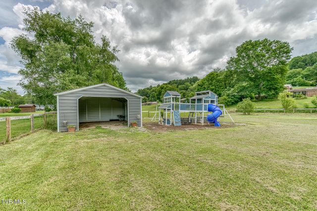 197 Carr Street, Mountain City, TN 37683