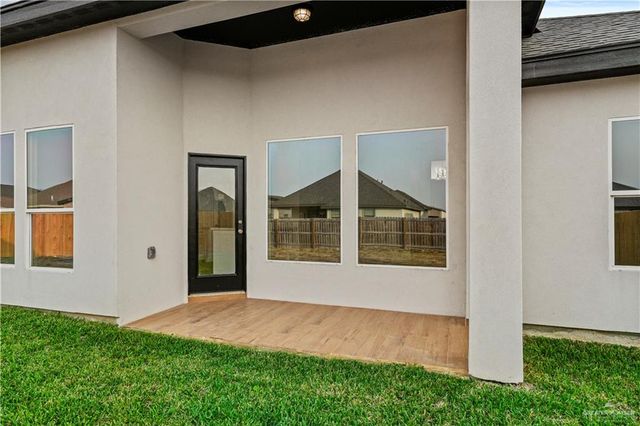 2807 E Comal Road, Edinburg, TX 78542