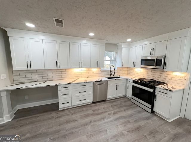 7259 Williams Road, Flowery Branch, GA 30542