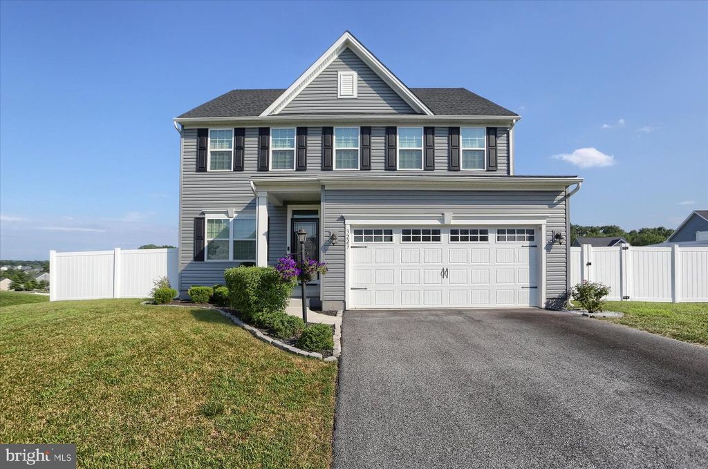 3223 CITATION DR, Harrisburg, PA 17110