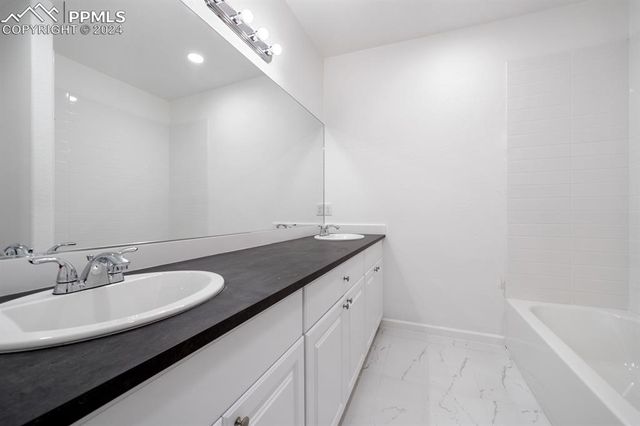 3547 E Uintah Street 3607, Colorado Springs, CO 80909