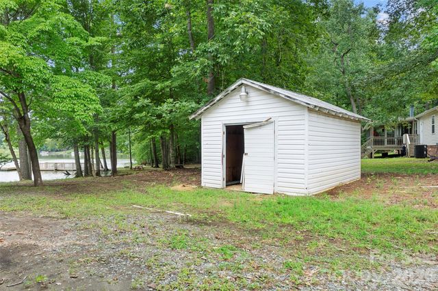 326 Coleman Drive, Lexington, NC 27292
