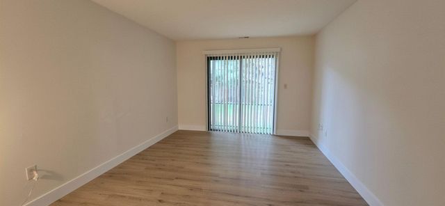 1614 SILVER CT, Hamilton, NJ 08690