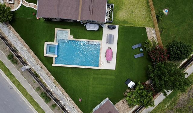 7020 Ondantra BND, Austin, TX 78744