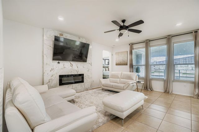 7020 Ondantra BND, Austin, TX 78744