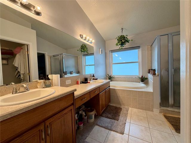 4303 ORANGE RIDGE COURT, Valrico, FL 33596