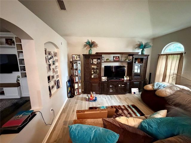 4303 ORANGE RIDGE COURT, Valrico, FL 33596