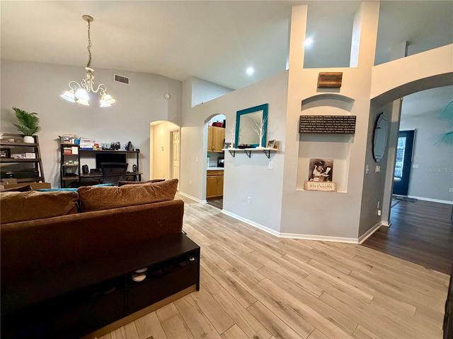 4303 ORANGE RIDGE COURT, Valrico, FL 33596