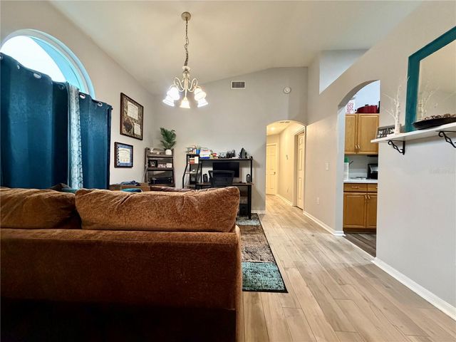 4303 ORANGE RIDGE COURT, Valrico, FL 33596