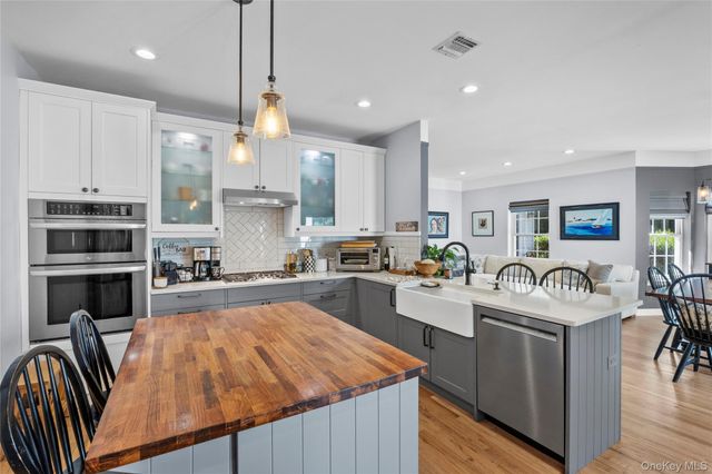 34 Varsity Boulevard, East Setauket, NY 11733