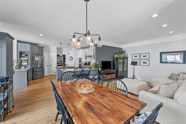 34 Varsity Boulevard, East Setauket, NY 11733