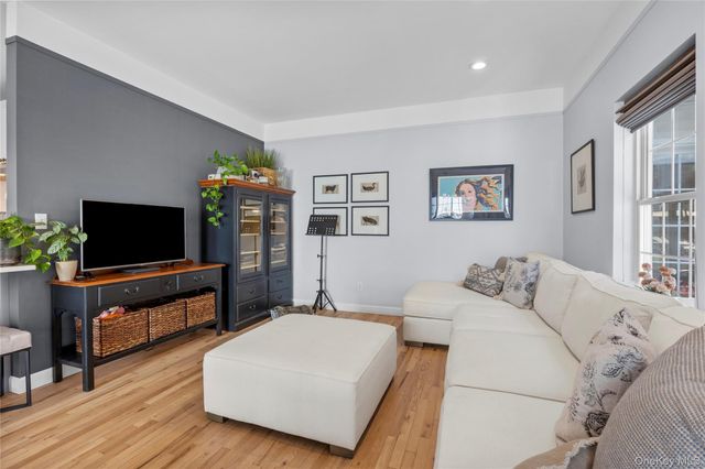 34 Varsity Boulevard, East Setauket, NY 11733