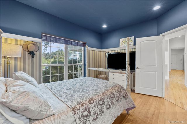 34 Varsity Boulevard, East Setauket, NY 11733