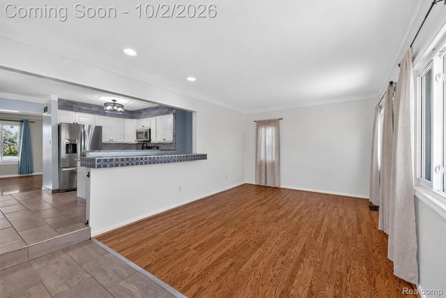 28095 Weddel Avenue, Brownstown Charter Township, MI 48183
