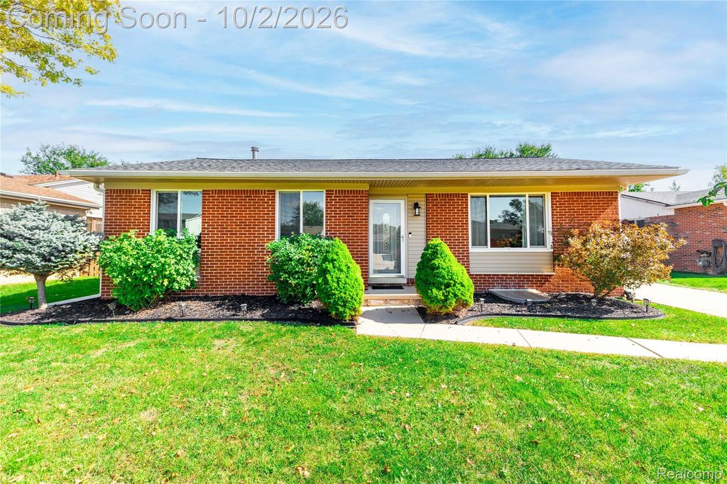 28095 Weddel Avenue, Brownstown Charter Township, MI 48183