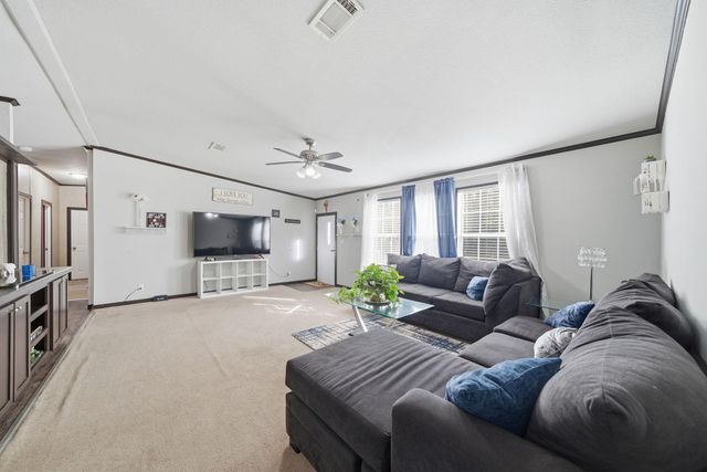 17028 Lively Road, Waller, TX 77484