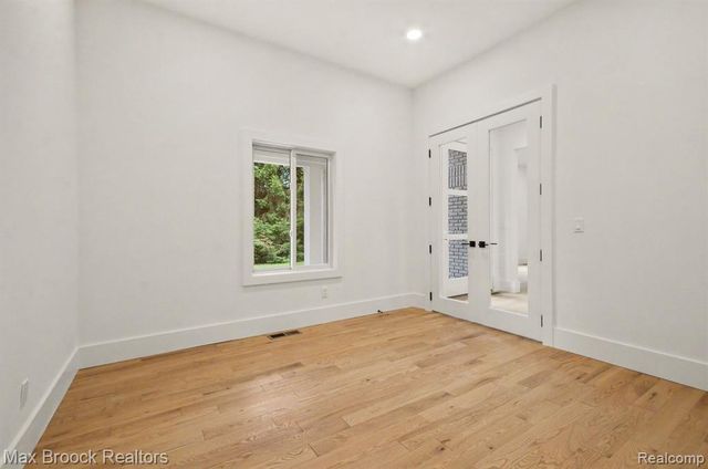 4570 Burnley Drive, Bloomfield Hills, MI 48304