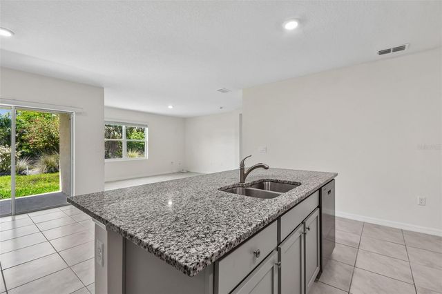 727 LAZIO CIRCLE, Debary, FL 32713