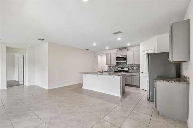727 LAZIO CIRCLE, Debary, FL 32713
