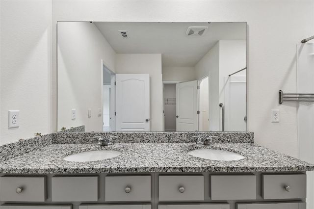 727 LAZIO CIRCLE, Debary, FL 32713