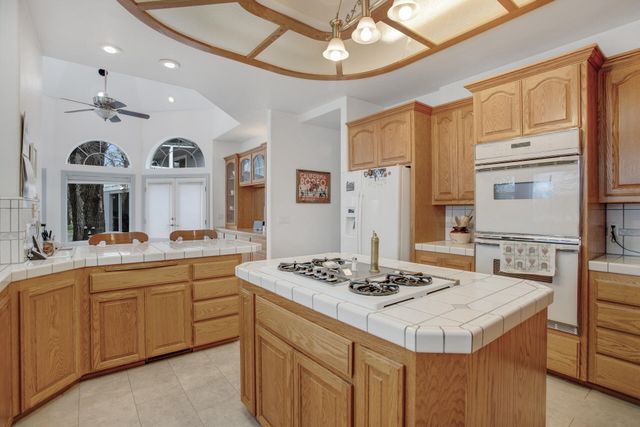 3016 Majestic Oak Circle, Cottonwood, CA 96022