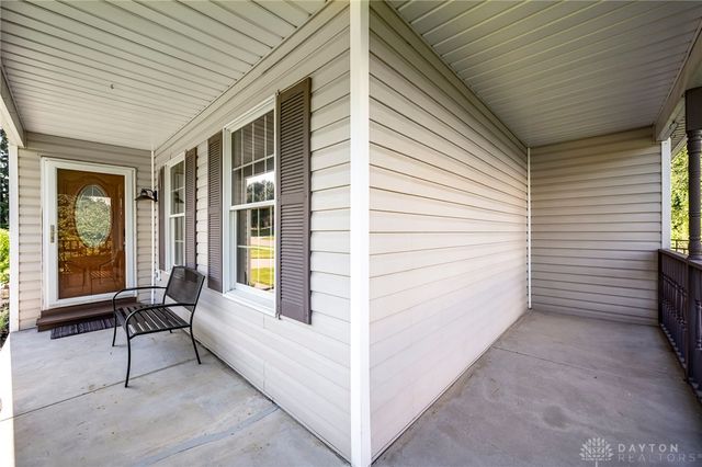 35 Sycamore Creek Drive, Springboro, OH 45066