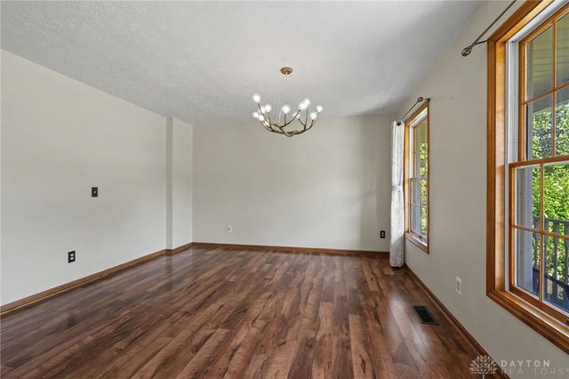 35 Sycamore Creek Drive, Springboro, OH 45066