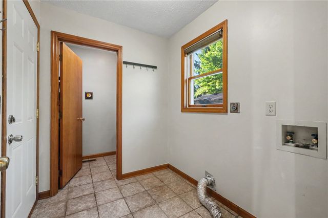 35 Sycamore Creek Drive, Springboro, OH 45066