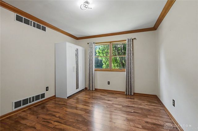 35 Sycamore Creek Drive, Springboro, OH 45066