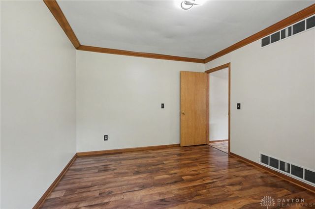 35 Sycamore Creek Drive, Springboro, OH 45066