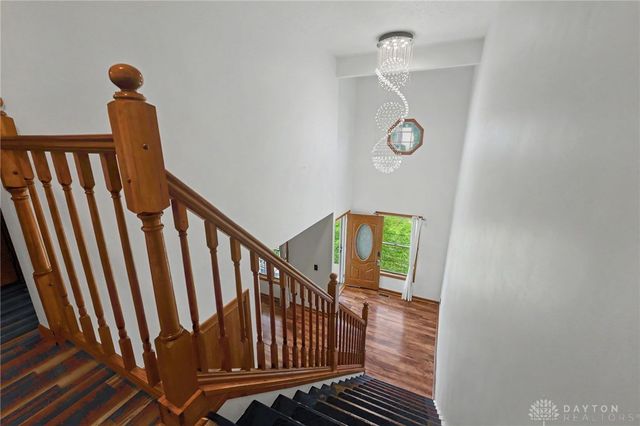 35 Sycamore Creek Drive, Springboro, OH 45066