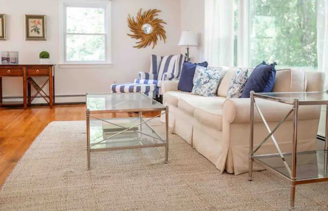 5 Hollow Spring Road, Norwalk, CT 06854