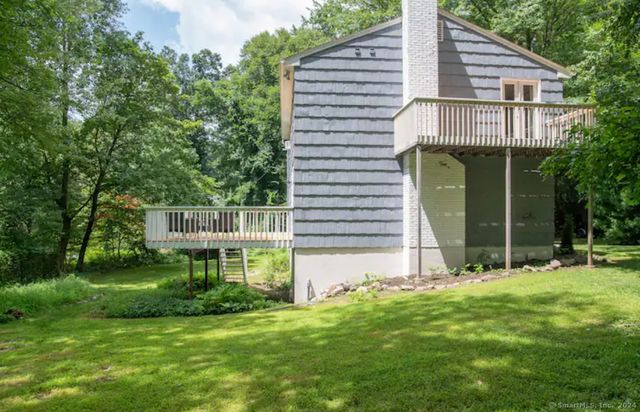 5 Hollow Spring Road, Norwalk, CT 06854